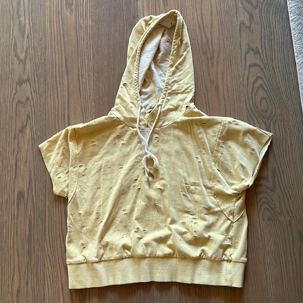 Baggy hoddie from Fashion Nova, size M, yellowish color